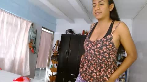 Snapshot of amelia_2023 chatting on December 2024 02:06:01 PM amelia online show from December 2024 02:06:01 PM