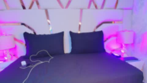 Snapshot of amelia_kingsley chatting on June 2026 04:04:02 AM Amelia online show from June 2026 04:04:02 AM