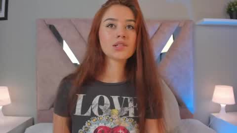 Snapshot of amelia_saenz_ chatting on May 2026 07:55:02 PM Amelia online show from May 2026 07:55:02 PM