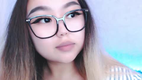 Amelia online show from July 2026 07:18:01 PM