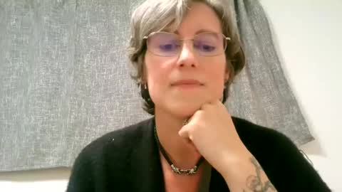 Snapshot of ameliaishka chatting on September 2025 02:16:02 AM Ameliaishka online show from September 2025 02:16:02 AM