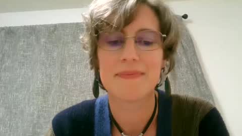 Snapshot of ameliaishka chatting on October 2025 03:05:02 AM Ameliaishka online show from October 2025 03:05:02 AM