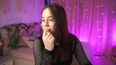 Amelia online show from March 2025 05:40:01 AM