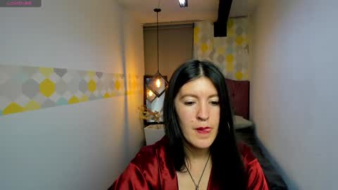 A M E L I E online show from January 2025 09:20:01 PM