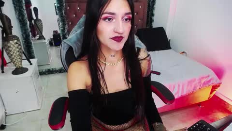 AMELIEROUS .. see you tomorrow  kisses online show from January 2025 02:00:02 AM