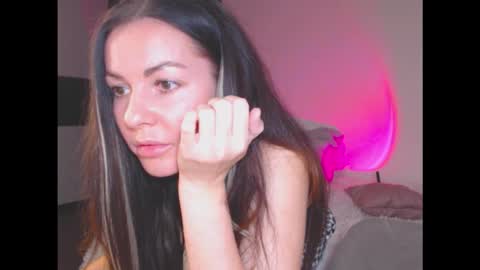 amelinamersi online show from October 2025 05:39:01 PM