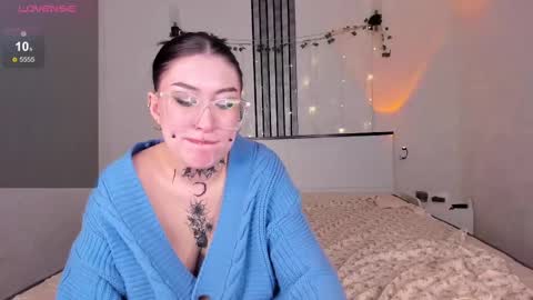 Snapshot of ameliya_sun chatting on March 2025 05:18:01 PM Aylin online show from March 2025 05:18:01 PM