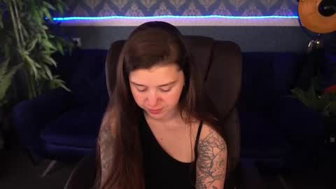 amellymillyy online show from November 2025 01:55:01 PM