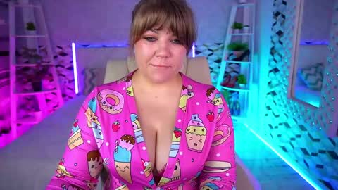 Alina online show from June 2026 01:02:02 PM