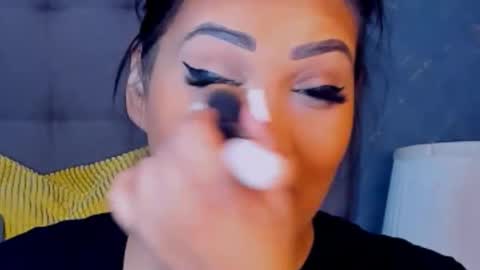 Snapshot of amelycube343767 chatting on February 2026 08:18:02 AM amelycube343767 online show from February 2026 08:18:02 AM