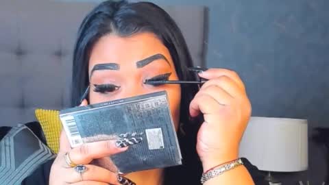 Snapshot of amelycube343767 chatting on February 2026 05:18:02 AM amelycube343767 online show from February 2026 05:18:02 AM