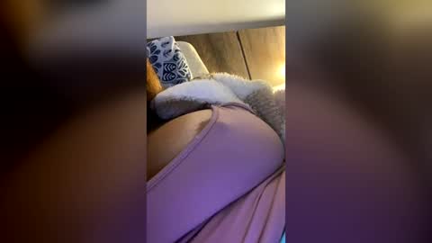 amelynh online show from June 2026 03:29:02 AM