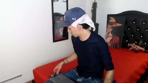 Snapshot of amethystshadow chatting on May 2026 10:15:01 PM amethystshadow online show from May 2026 10:15:01 PM