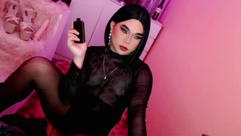 Queen Mireska online show from February 2025 03:19:01 PM