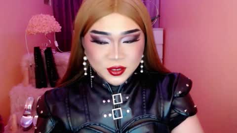 Queen Mireska online show from September 2025 08:49:01 AM