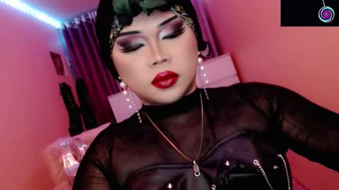 Queen Mireska online show from February 2026 05:38:01 PM