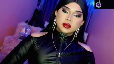 Queen Mireska online show from February 2026 03:19:02 PM