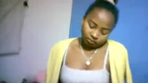 amielle_01 online show from July 2026 08:23:02 PM