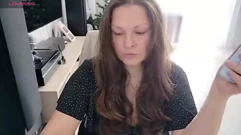 Mila online show from June 2026 03:09:02 AM