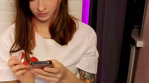 Amina online show from March 2026 10:43:02 AM