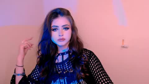 Amina online show from April 2026 10:33:02 PM