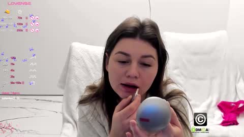 Snapshot of amirastar chatting on January 2026 01:09:02 AM Amira Lush Domi is active Open Pvt Welcome to the world of pleasure online show from January 2026 01:09:02 AM