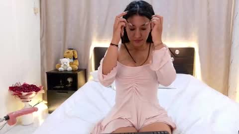 Snapshot of ammy_larson_18 chatting on March 2026 05:44:01 AM online show from March 2026 05:44:01 AM