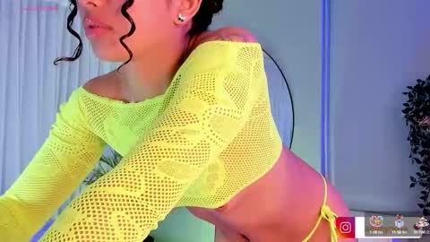 Ammy Nova online show from October 2025 08:07:01 PM