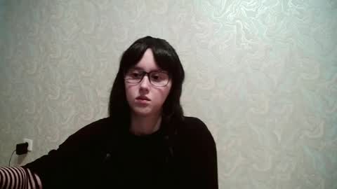 Amomira online show from May 2026 12:55:02 PM