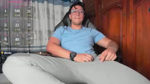 Snapshot of amon__ashford chatting on February 2026 02:05:01 AM amon__ashford online show from February 2026 02:05:01 AM