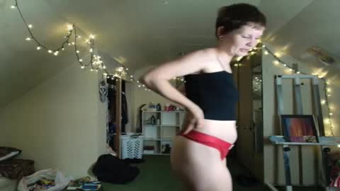 Amora Mystic online show from October 2025 04:02:01 AM