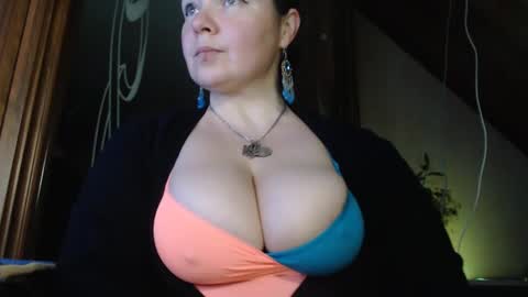 Snapshot of amorelara chatting on January 2025 04:05:01 AM amorelara online show from January 2025 04:05:01 AM