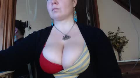 Snapshot of amorelara chatting on February 2025 08:33:01 AM amorelara online show from February 2025 08:33:01 AM