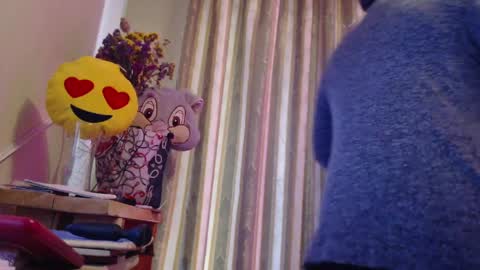 Snapshot of amorelara chatting on April 2026 06:43:02 AM amorelara online show from April 2026 06:43:02 AM