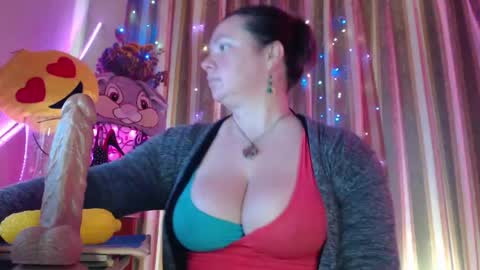 amorelara online show from April 2026 07:50:02 AM