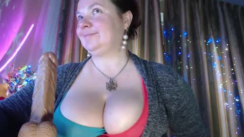 amorelara online show from June 2026 02:04:02 PM