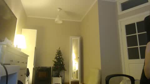 Snapshot of amoremeoww chatting on February 2025 10:42:02 AM miss unforgettable online show from February 2025 10:42:02 AM