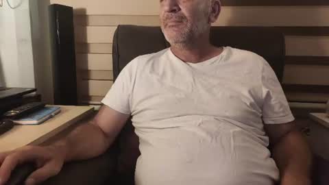 Snapshot of amorlin chatting on June 2026 08:13:02 PM AmorLin online show from June 2026 08:13:02 PM
