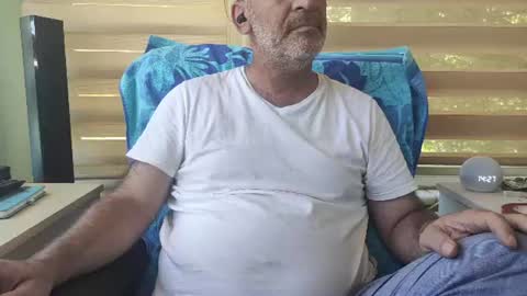 Snapshot of amorlin chatting on June 2026 11:27:01 AM AmorLin online show from June 2026 11:27:01 AM