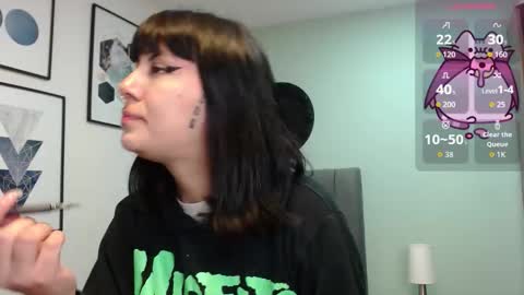 Amy 3 online show from December 2025 04:53:02 AM