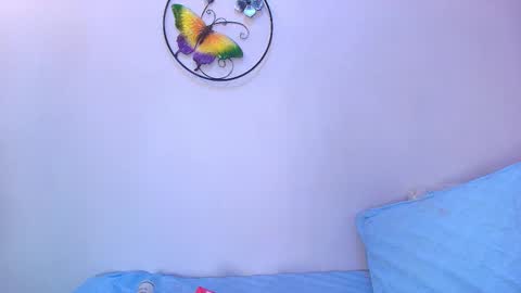 amy__wats0n online show from December 2025 07:00:01 PM