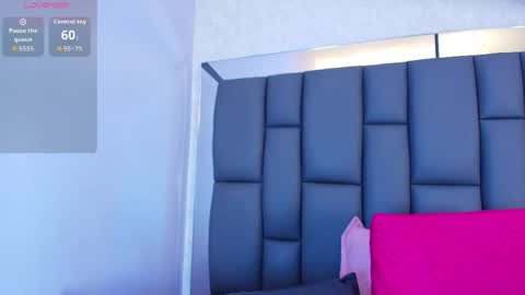 amy__wats0n online show from April 2026 07:03:02 PM