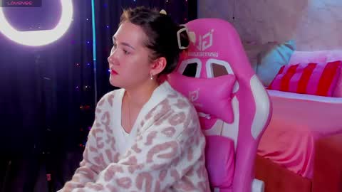 Amy follow me  online show from March 2026 09:49:02 AM