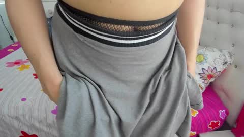 Amy Caroland online show from October 2025 05:24:02 PM