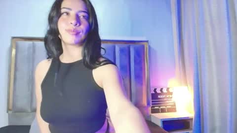 Snapshot of amy_swann chatting on May 2026 11:29:02 AM Amy online show from May 2026 11:29:02 AM