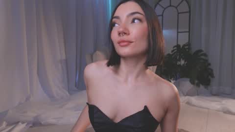 Amy Armstrong online show from March 2026 09:51:01 PM