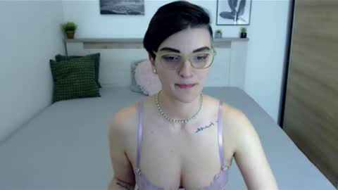 Hi there guys  My pleasure in your hands  pvt is open online show from February 2026 07:43:01 PM