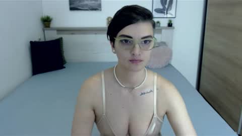Hi there guys  My pleasure in your hands  pvt is open online show from June 2026 07:23:01 PM