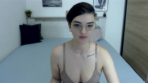Hi there guys  My pleasure in your hands  pvt is open online show from July 2026 06:04:01 PM