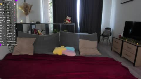 Amy online show from April 2026 09:47:01 AM